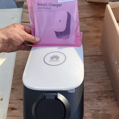 Huawei Wallbox Smart Charger AC 3-Phasen 22KT-S0