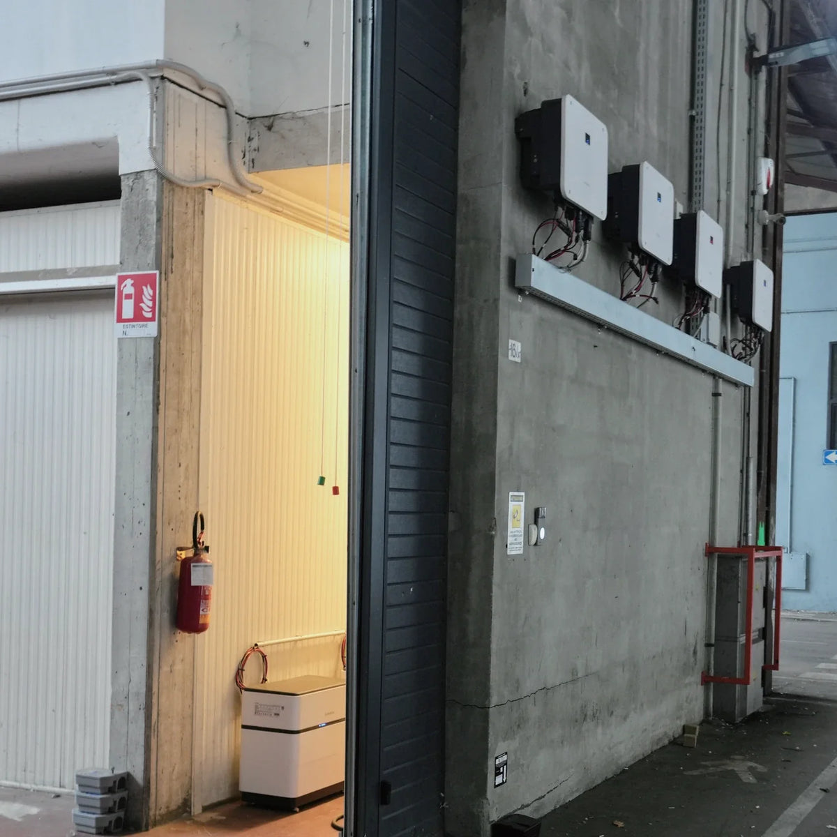 Sungrow SH10T-V11 ASH00142 10 kW Hybrid-Wechselrichter